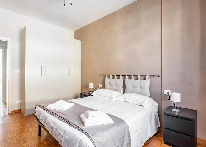 Florence Modern & Bright Apartment!